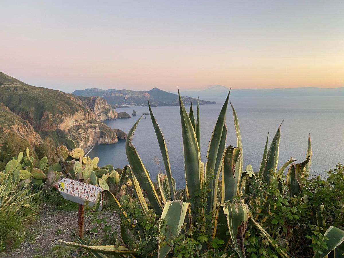 Appartement Lipari Centro Storico Flat 7 Mins From Port Extérieur photo
